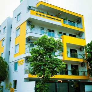 Lime Tree Luxury - Service Near Artemis Hospital ,gurgaon *** Гургаон