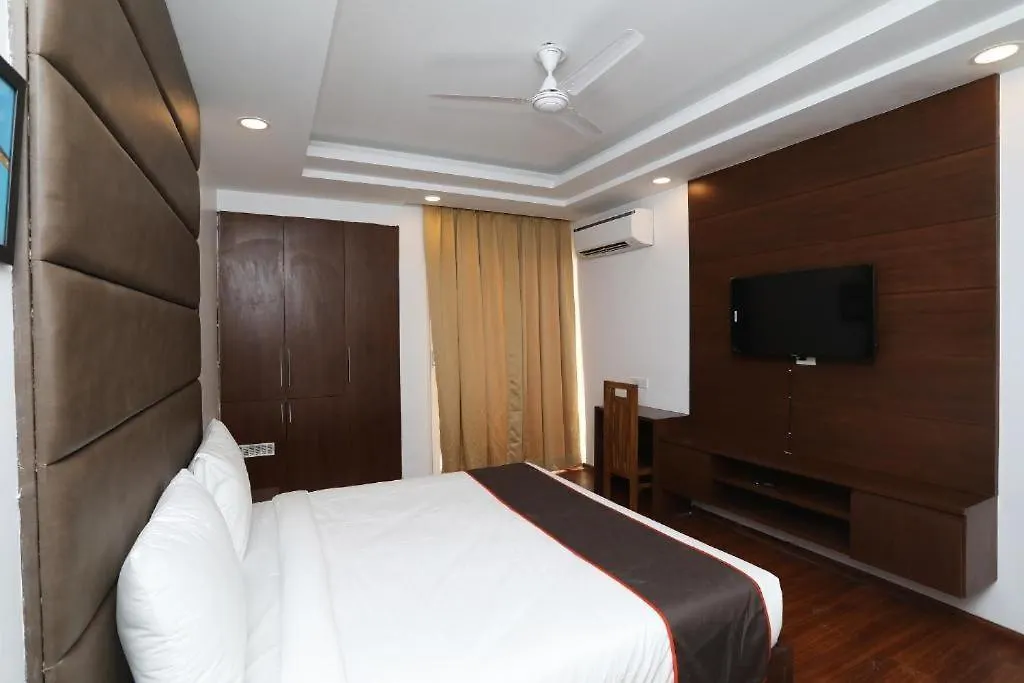Ls21 Gurgaon By Gobravo Hotels 3*,  India